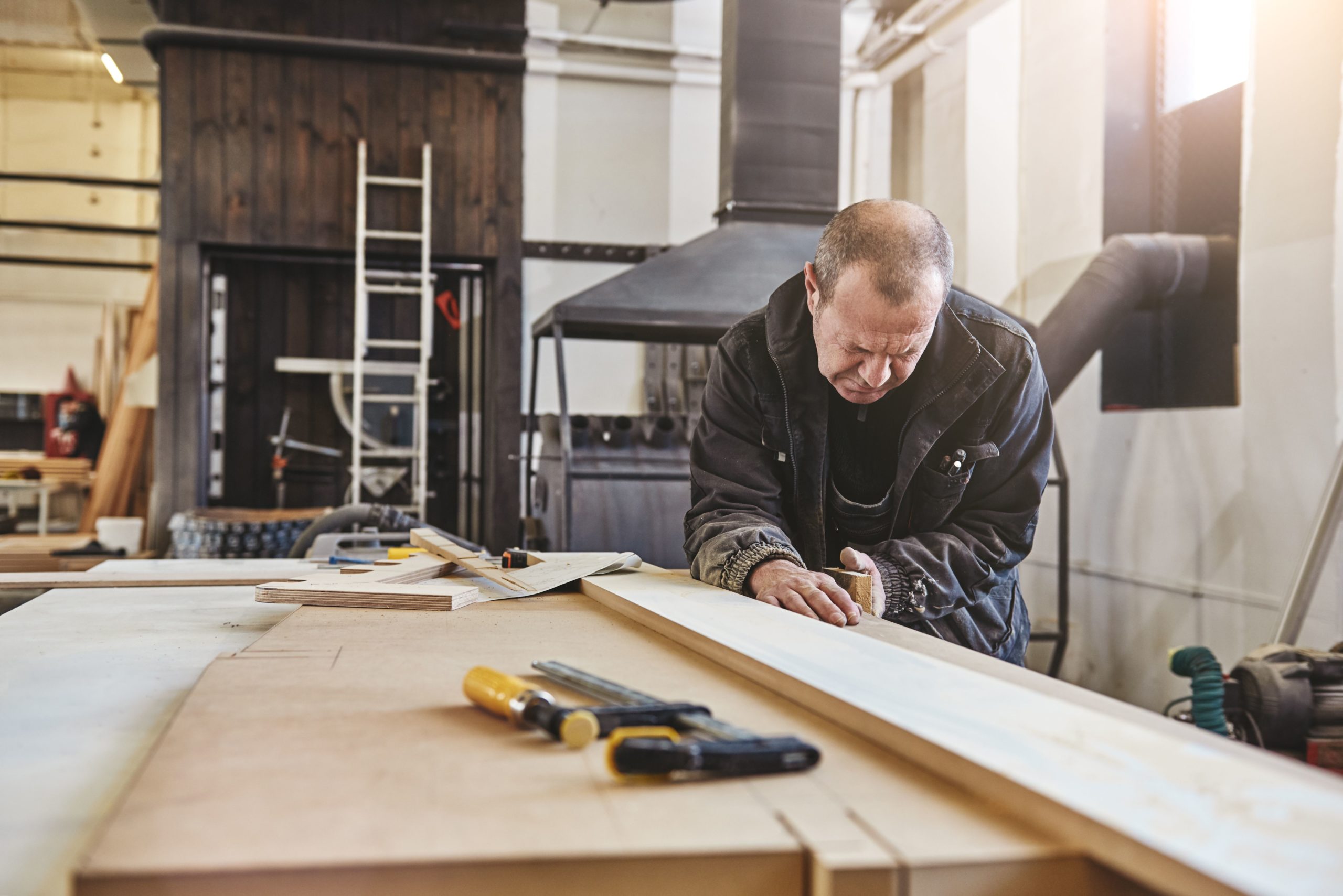 Man building a bookcase