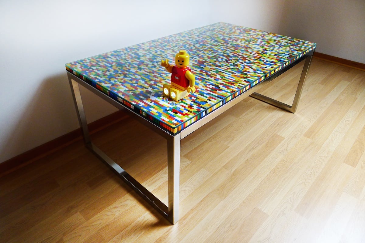 LEGO Table