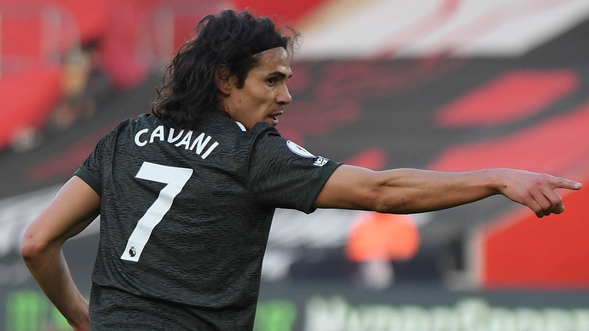Cavani with the legendary number seven on his back